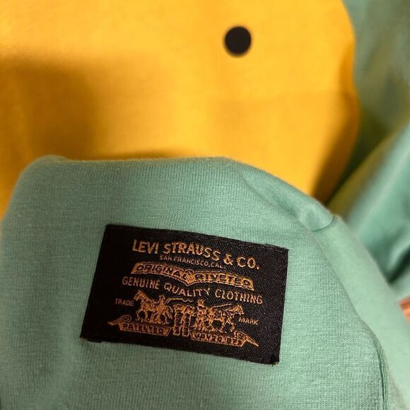 Levis Smiley Face Have a Nice Trip Long Sleeve Extra Large (XL) NWT - Picture 4 of 5